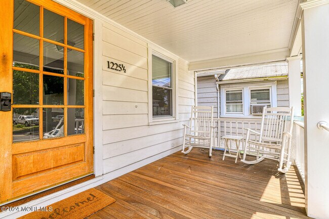 Photo - 1225 6th Ave