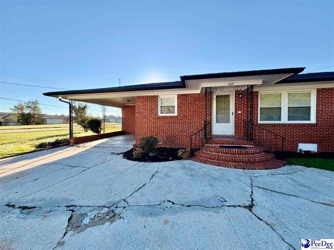 Photo - 1427 Old Ebenezer Rd