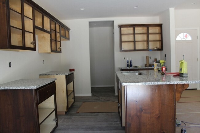 Photo - Great spacious home in Strafford