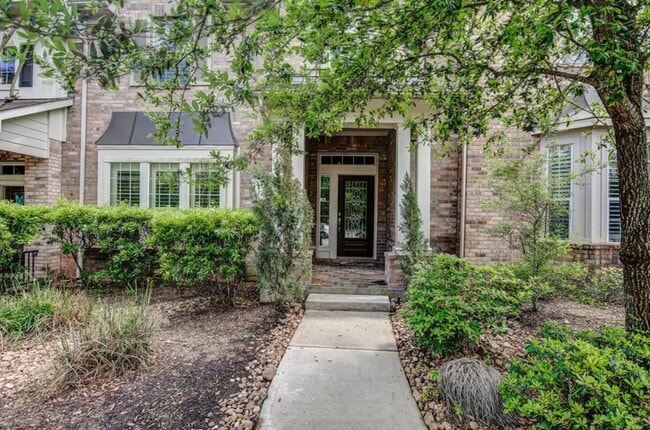 Building Photo - 62 E Pipers Green St Rental
