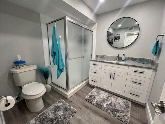 Photo - 10216 Regal Dr Unidad 201