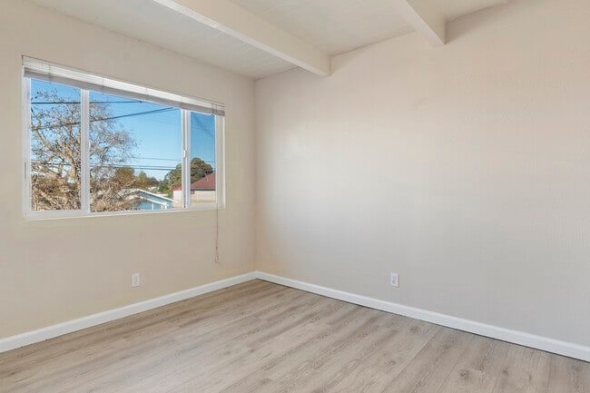 Photo - 302 S 26th St Unit 306