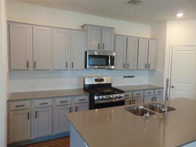 Photo - 181 Crystal River Rd