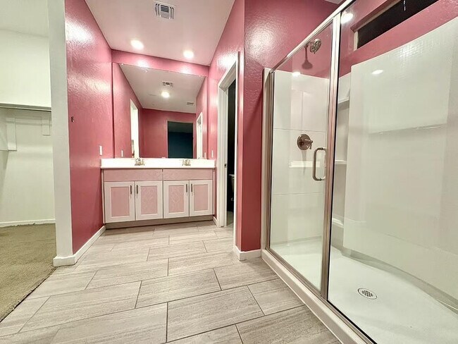 Photo - 1325 S 223rd Dr