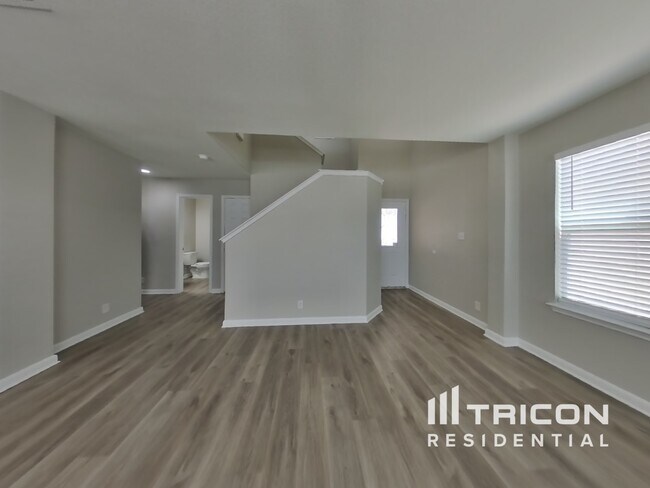 Photo - 9046 Bowring Park