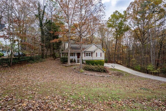 Photo - 225 Hawkins Farm Cir
