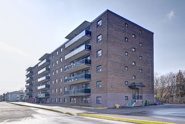 Photo - Willow Road Apartments