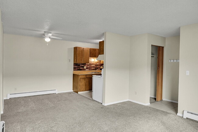 Photo - $1,320.95- 2 Bed, 1 Bath Apartment in Co Springs with Pool and Clubhouse Access! Unit Apt 23