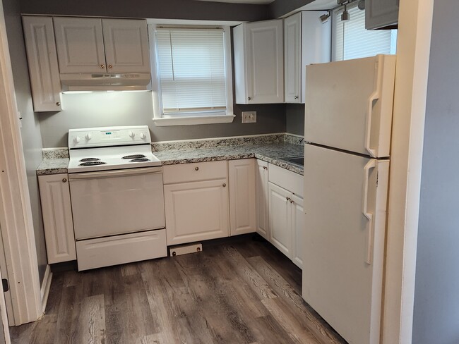Photo - 610 Jacobs St Apartments Unit C