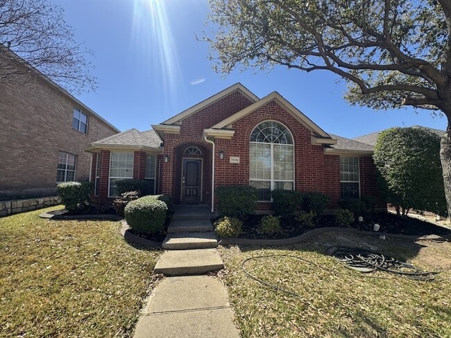 Building Photo - 7809 Loma Alta Trail