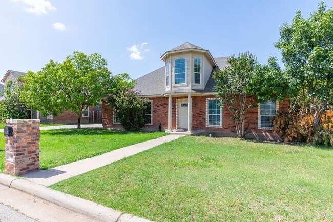 Photo - 3310 Silver Oaks Dr