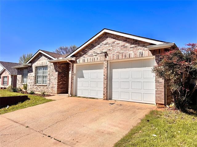 Photo - 201 Yosemite Dr