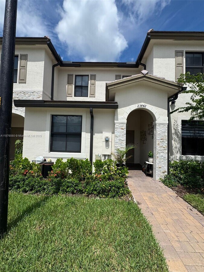 Photo - 23442 SW 127th Pl Townhome