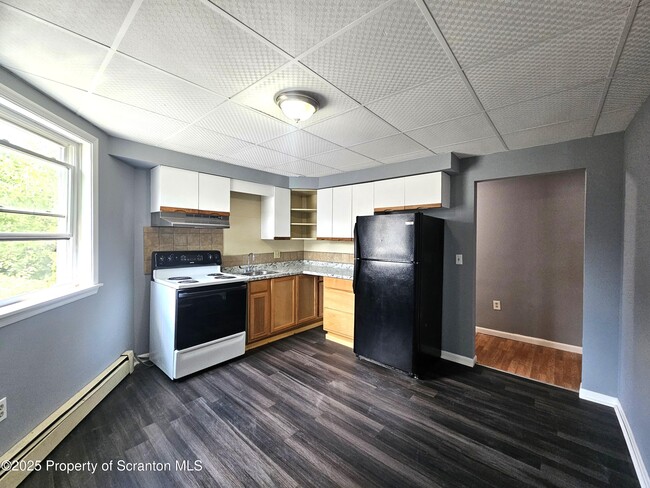 Photo - 112-114 N Valley Ave