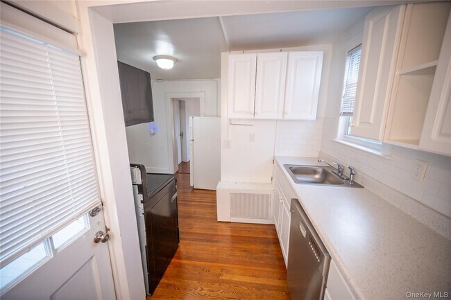 145 N Main St Unit 2nd Floor