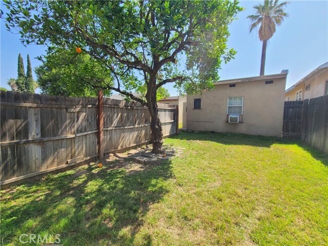 Photo - 11052 Evans St