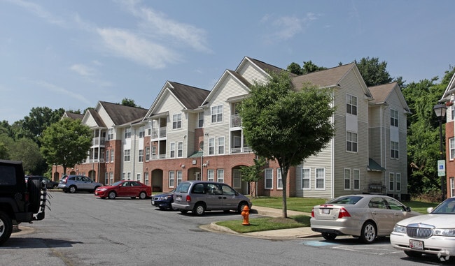 Orchard Crossing Apartments