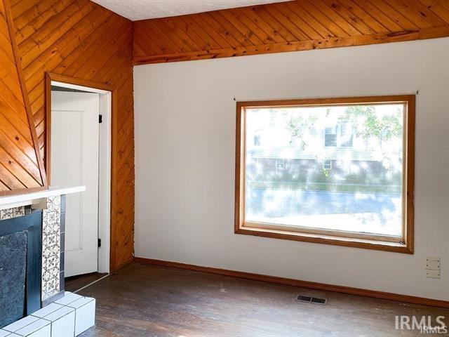 Photo - 500 E Cottage Grove Ave