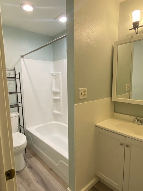 Photo - 313 Main St Unit 3