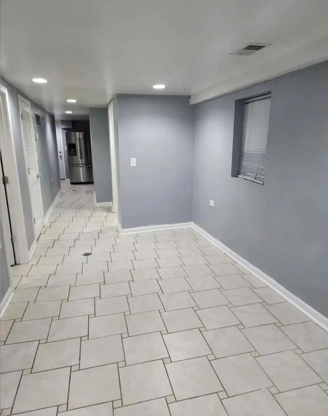 Photo - 3123 S 49th Ave