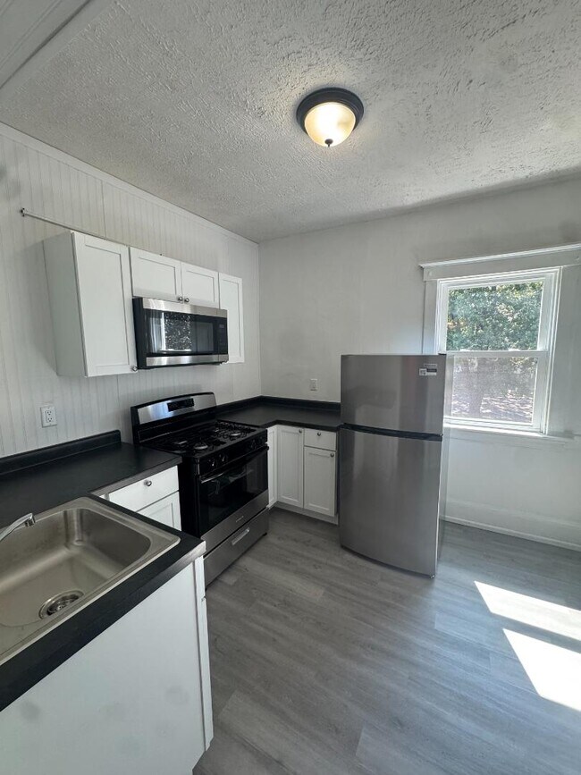 Photo - 504 N Roosevelt Ave