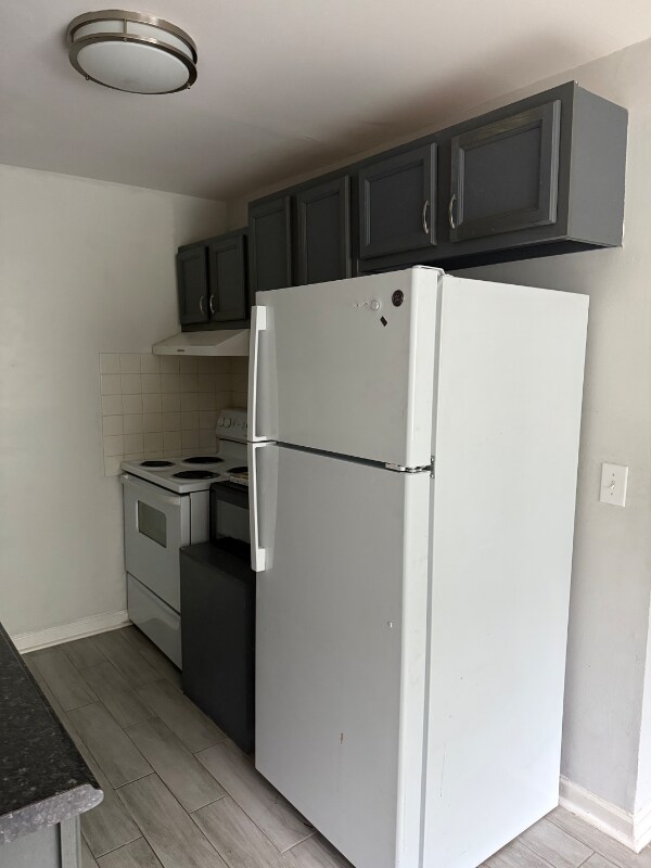 Photo - 550 Harding Pl