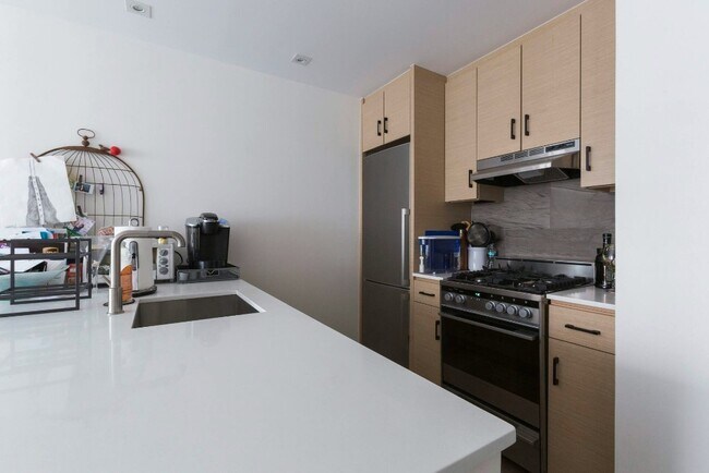 Photo - 40 Broad St Unit 1702