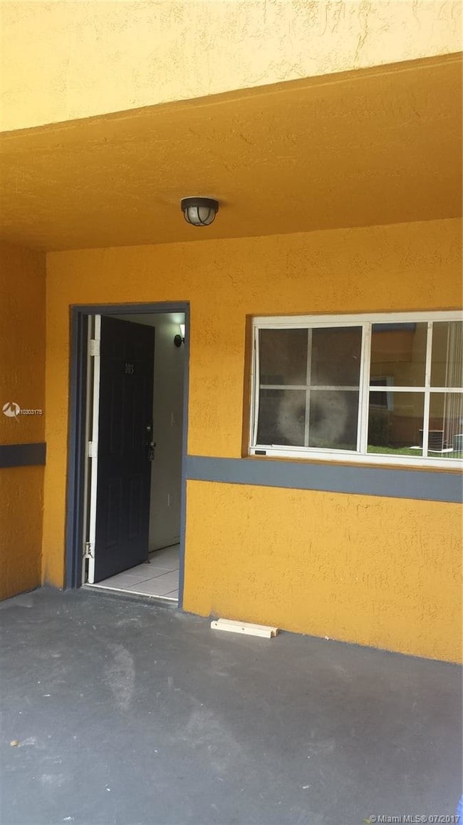 Photo - 14901 SW 82nd Ter Unit 103