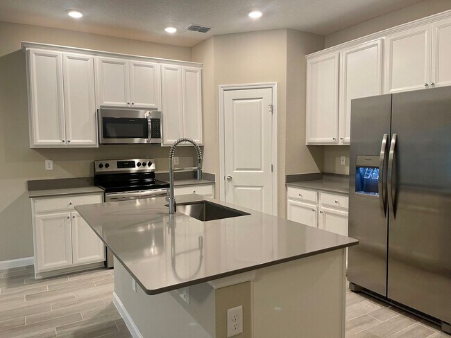 Photo - Newer Townhome in Jacksonville's Intracoastal Area