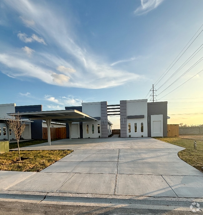 Building Photo - 3012 West Dr Rental