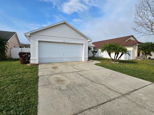Building Photo - 705 Eagle Pointe S Rental