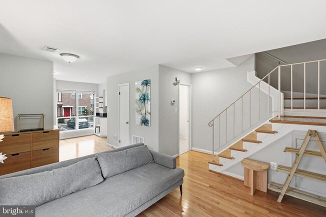 Photo - 1113 N Vernon St