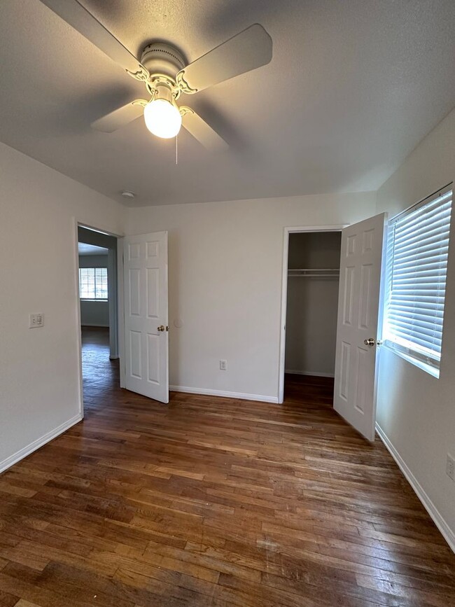 Photo - 1093 Johns Rd