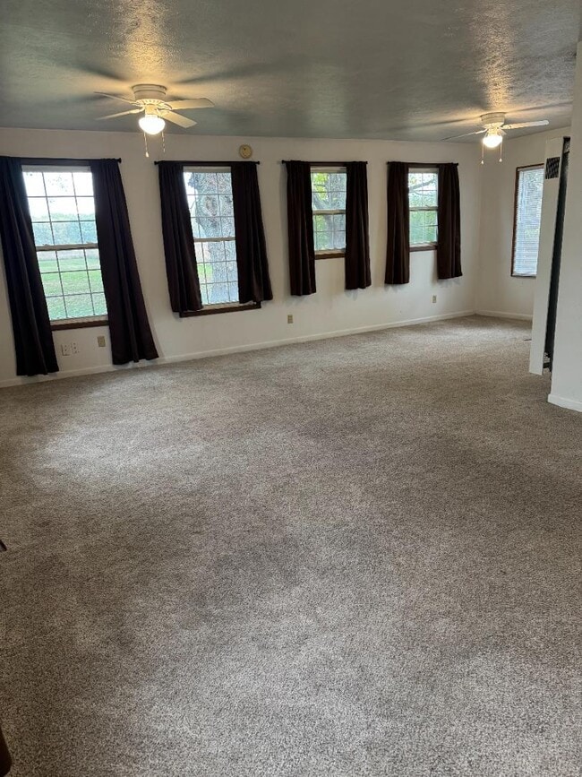 Photo - 4165 Lincoln Ave