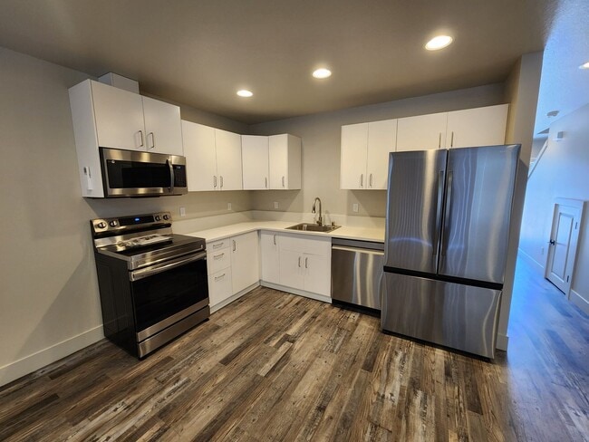 Photo - 2 Bedroom 2.5 Bath in Winlock