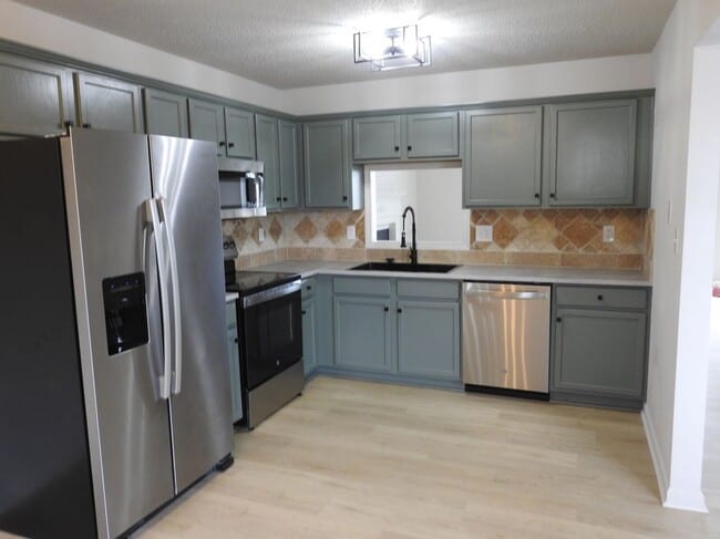 Photo - 101 Rampart St