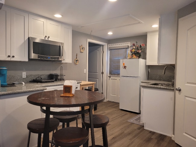 Photo - 248 Bluefield Ave