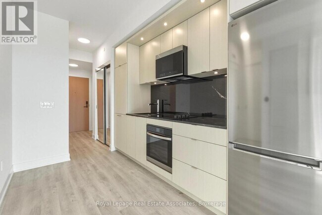 Photo - 60 Central Park Roadway Unit 1411