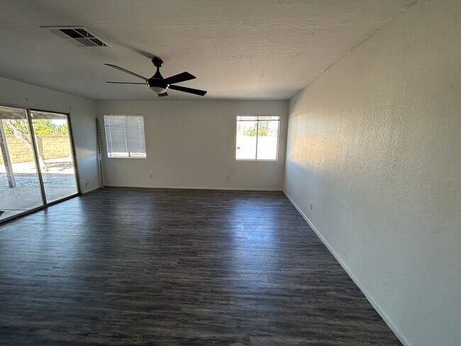 Photo - 3 Bedroom 2 Bathroom Parkview North Home