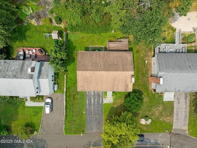 Photo - 37 Windsor Ln