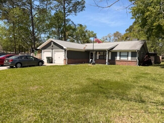 Photo - Fenced in 4 Bed 2 Bath in Mariners Landing