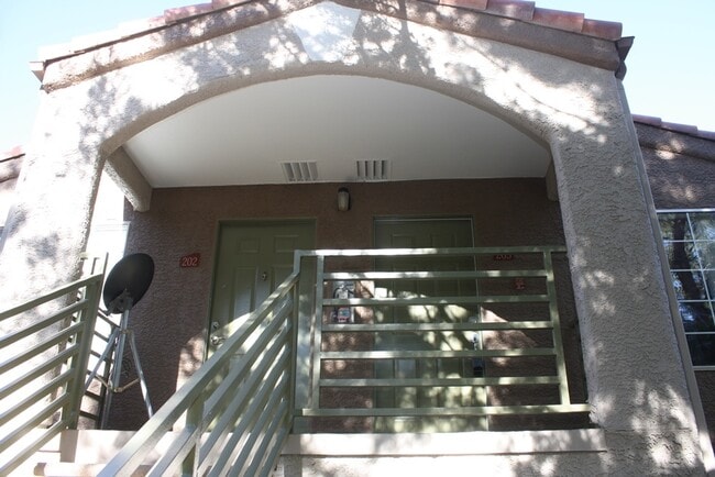 Photo - Cute & Cozy Condo Close to UNLV