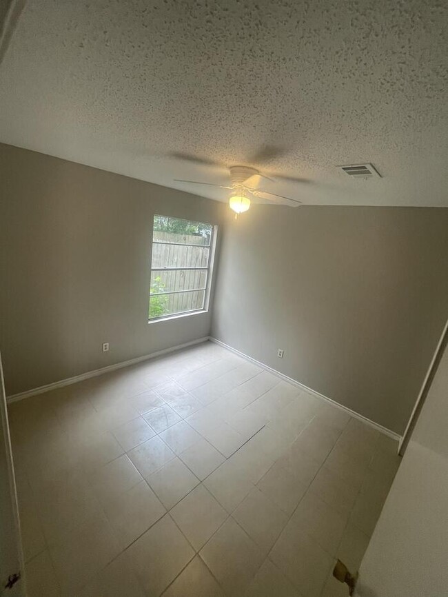 Photo - 11529 Springshire Dr