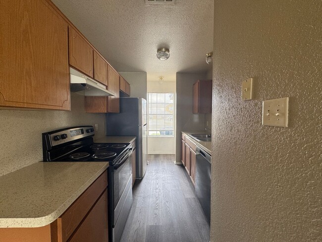 Photo - 4406 Deek Dr Unit B