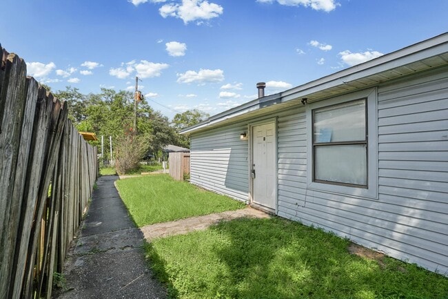 455 Stara Cir Unit D
