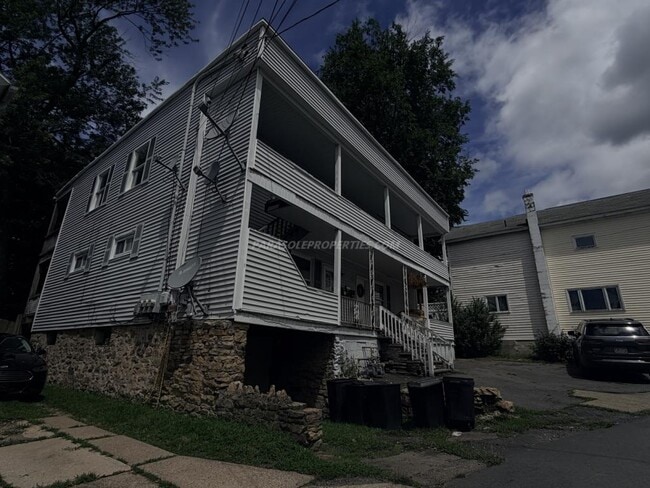 Photo - 114-116 Morris Ave