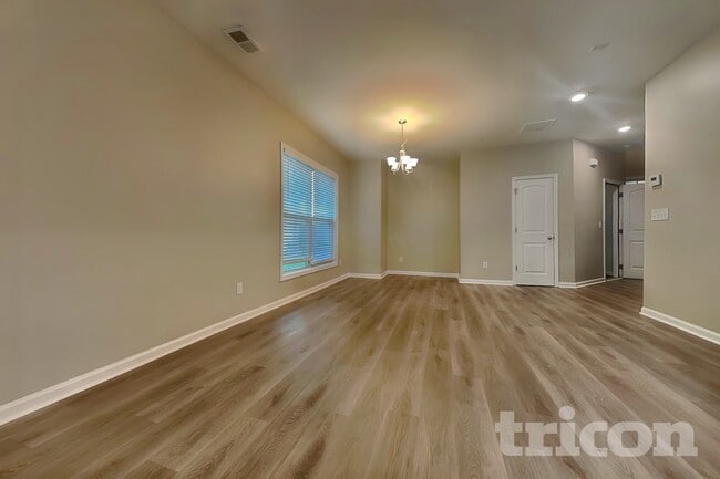 Photo - 3440 Baylor Cir