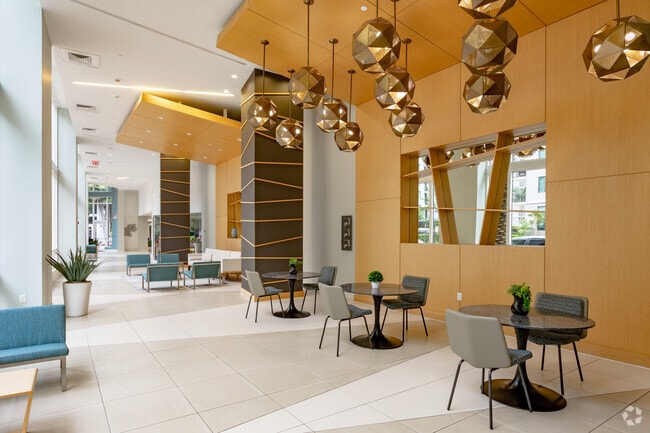 Midtown 24