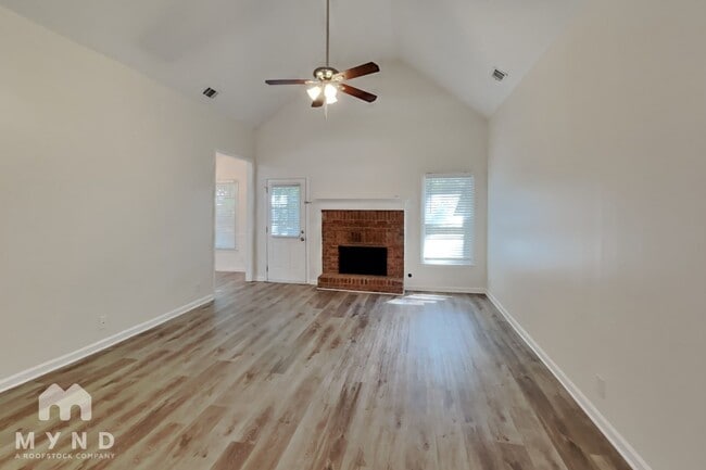 Photo - 535 Montrachet Ct