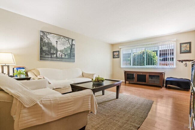 Photo - Single Story Benicia Duplex!